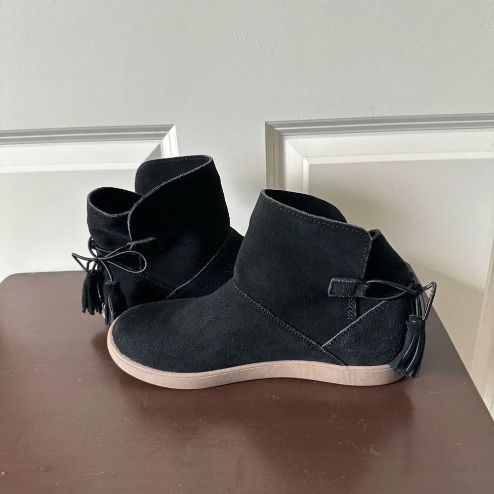 UGG Koolaburra Skyller Suede Tassel Ankle Boots Black Women's Size US 7 - Picture 7 of 10